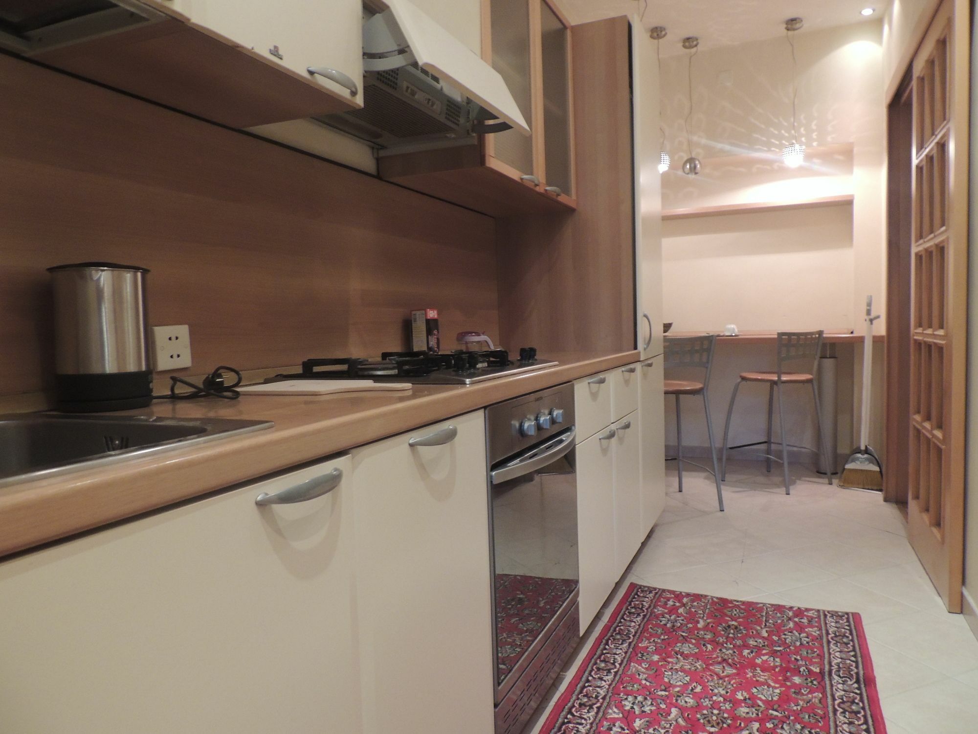 Clock Tower Apartment In Baku Eksteriør billede